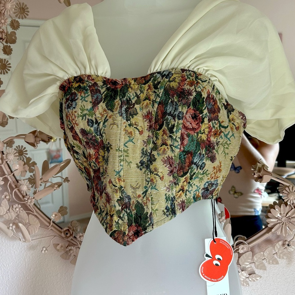 Quilted/needlepoint corset crop